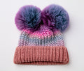Cappelli invernali - fibra acrilica-pelliccia sintetica - 28 x 25 cm - rosa-viola-blu-grigio - stile casual con doppio pompon in pelliccia sintetica
