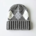 Cappelli invernali - fibra acrilica - 27 x 24 cm - grigio-bianco - stile casual con motivo a rombi